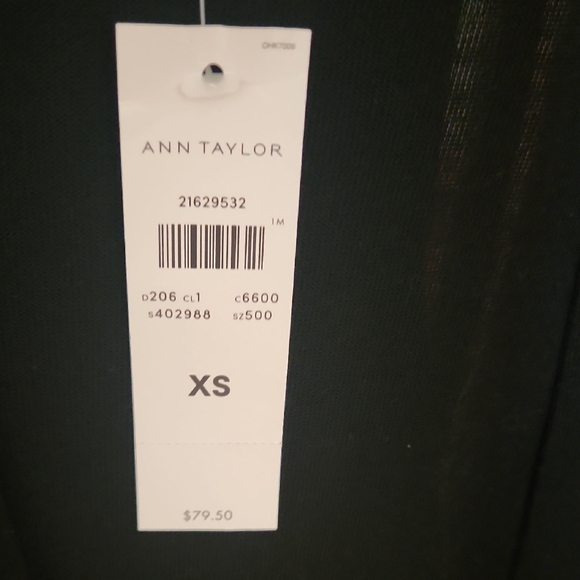 Ann Taylor Cardigans In Four Colors - Picture 6 of 8